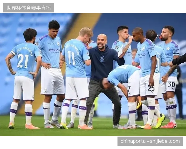 德拉富恩特放弃单一传控打法，高位压迫与快速反击成为球队新利器